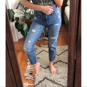 Levi’s Wedgie Icon Jeans